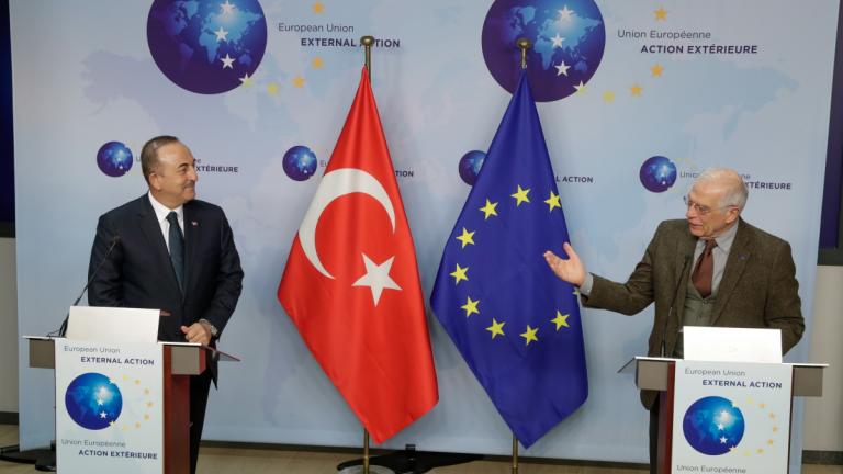 Reuters: Η Τουρκία προσπαθεί να αποτρέψει το ενδεχόμενο η ΕΕ θα ακολουθήσει τις κυρώσεις των ΗΠΑ