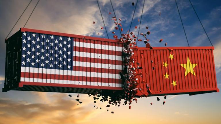 Ήττα Τραμπ στον εμπορικό πόλεμο με την Κίνα