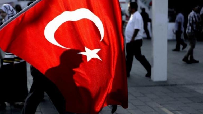 Η Τουρκία είναι σαν τον βόα που, όταν χωνεύει μένει ακίνητος