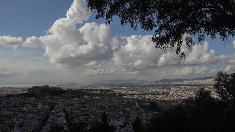 Καιρός(11/1): Υψηλή παραμένει η θερμοκρασία σε όλη τη χώρα