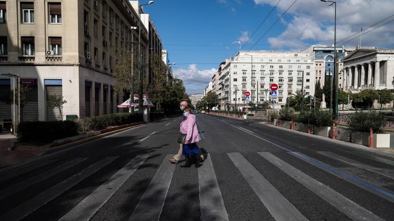 Αυστηρότερο lockdown στην Αττική από την Πέμπτη έως τις 28 Φεβρουαρίου: Κλειστά τα σχολεία και το λιανεμπόριο