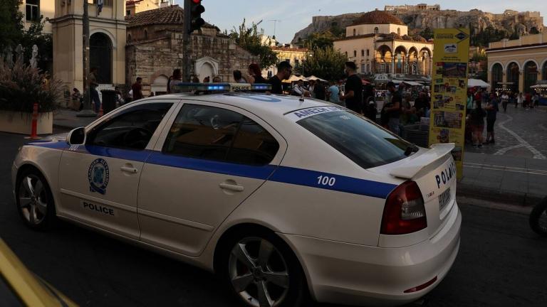 ΣΟΚ: Καθηγήτρια 36 ετών αποπλάνησε τον 13χρονο μαθητή της, με τον οποίο έκανε ιδιαίτερα μαθήματα