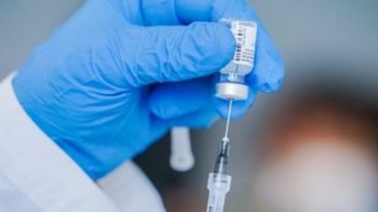 Αυξάνεται η ανταπόκριση του κόσμου στα εμβόλια