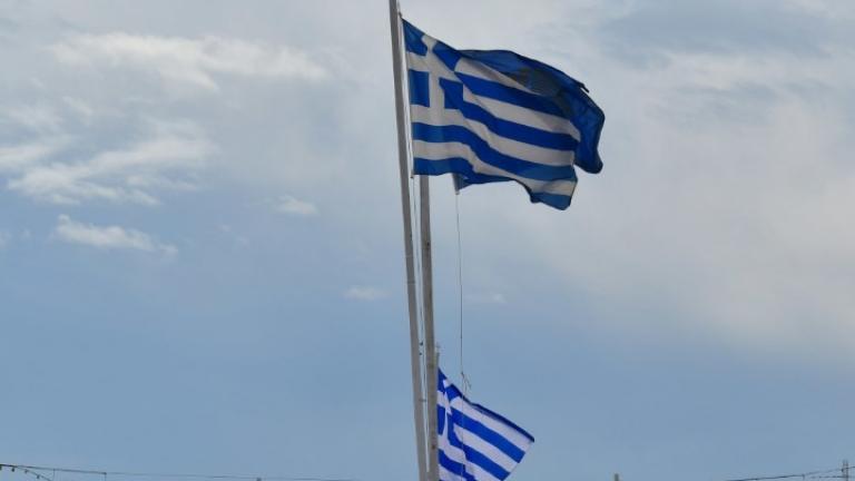 Γαλανόλευκες σημαίες σε 300 σημεία της Θεσσαλονίκης