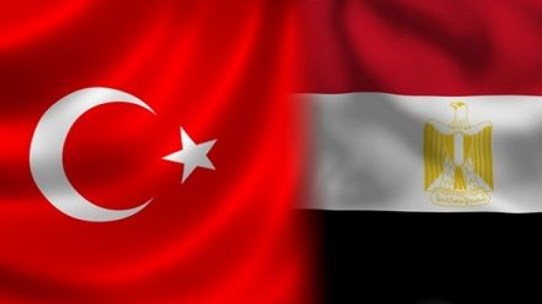 Bloomberg: Η πραγματικότητα ίσως «αναγκάσει» την Τουρκία και την Αίγυπτο να βελτιώσουν τιςσχέσεις τους