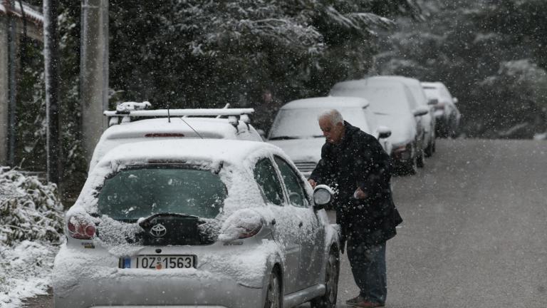 Χιόνισε στο Διόνυσο (ΦΩΤΟ)