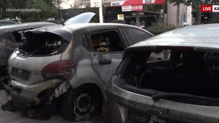 Εμπρηστική επίθεση σε αντιπροσωπεία αυτοκινήτων στην Καισαριανή - Κάηκαν δέκα οχήματα	