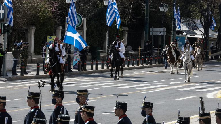 Ετσι ζήσαμε σήμερα στην Αθήνα τα 200 χρόνια από την ελληνική Επανάσταση του 1821