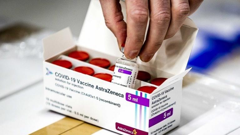 ΕΕ- Covid-19: Ξαναρχίζουν οι εμβολιασμοί με το εμβόλιο της AstraZeneca