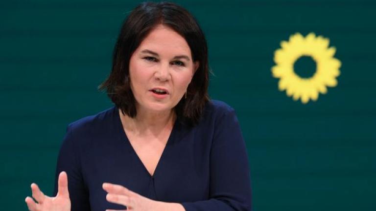 Η Λαγκάρντ «ψηφίζει» την Πράσινη υποψήφια για την καγκελαρία Ανναλένα Μπέρμποκ