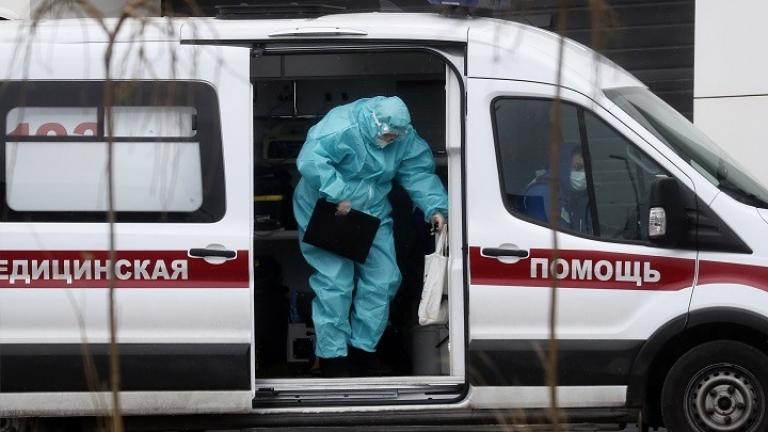 Παρά την πυρκαγιά που ξέσπασε στο νοσοκομείο, γιατροί ολοκλήρωσαν με επιτυχία εγχείρηση ανοικτής καρδιάς