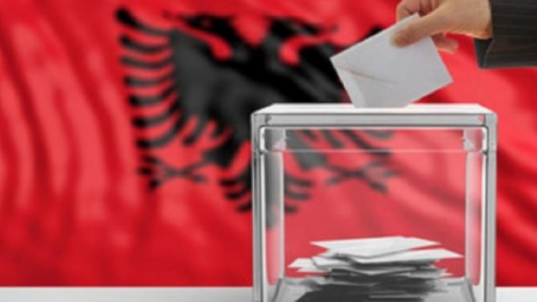 Αλβανία: Άνοιξαν από το πρωί οι κάλπες