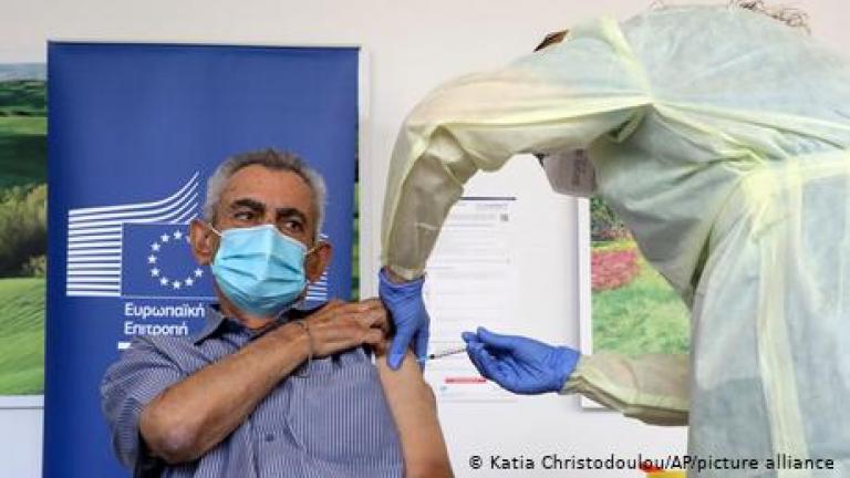 Κύπρος: Υγειονομικοί αρνούνται να εμβολιαστούν