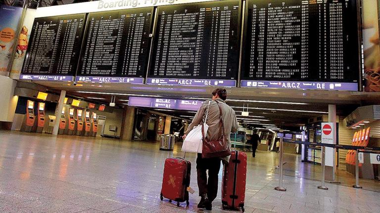 Reuters: Η Ελλάδα αίρει την υποχρεωτική καραντίνα για ταξιδιώτες από ΕΕ και πέντε άλλες χώρες