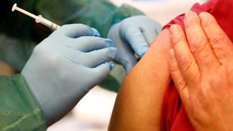 CDC ΗΠΑ: Οι πλήρως εμβολιασμένοι άνω των 65 ετών έχουν 94% μικρότερο κίνδυνο να νοσηλευθούν για Covid-19	