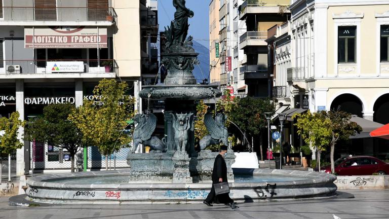 Επιχορήγηση 5.000 ευρώ για τις επιχειρήσεις σε Θεσσαλονίκη, Πάτρα, Κοζάνη ζητούν τρεις περιφερειάρχες 