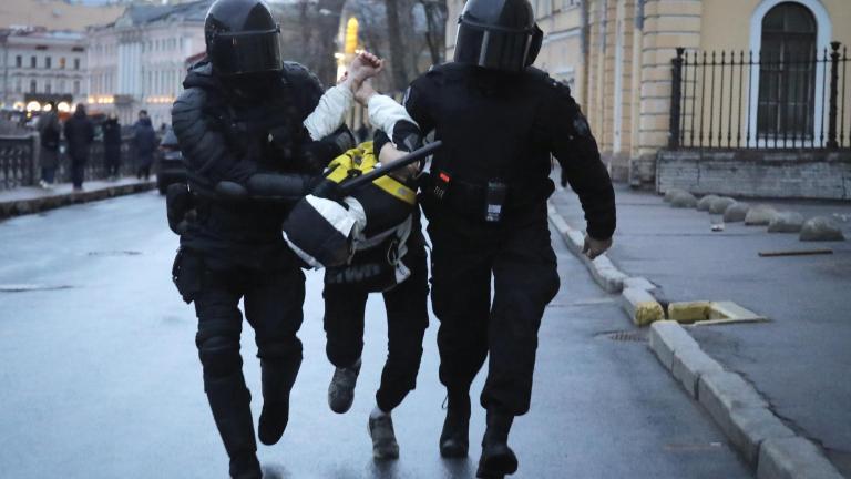 Ρωσία: Περίπου 1.800 συλληφθέντες στις διαδηλώσεις υπέρ του Αλεξέι Ναβάλνι	
