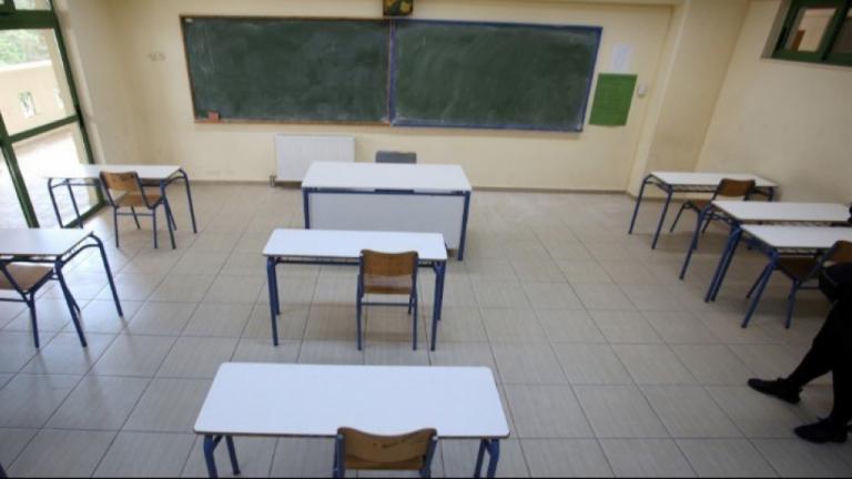 Αλ. Βατόπουλος: Οι επόμενες τρεις ημέρες θα καθορίσουν το άνοιγμα των σχολείων