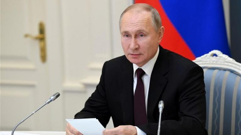 Πούτιν: Η Ρωσία θα υπερασπίζεται "αποφασιστικά" τα συμφέροντά της
