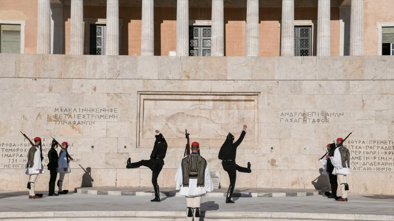 Γενοκτονία των Ελλήνων του Πόντου: Με Πόντιους Εύζωνες η αλλαγή της Προεδρικής Φρουράς (ΕΙΚΟΝΕΣ)