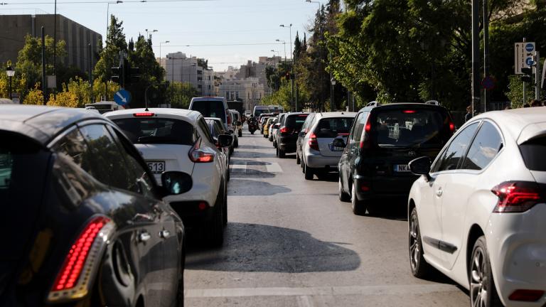 Από σήμερα η αντικατάσταση άδειας οδήγησης ή η έκδοση αντίγραφου γίνεται μέσω του gov.gr	