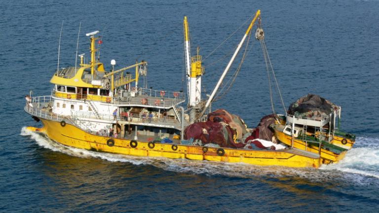 ΠΟΝΗΡΗ ΚΙΝΗΣΗ  ΤΗΣ ΑΓΚΥΡΑΣ ΣΤΗ ΓΑΥΔΟ