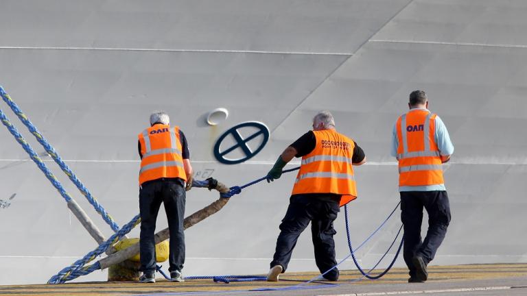 Στην 24ωρη απεργία της ΓΣΕΕ, την Πέμπτη 10 Ιουνίου, συμμετέχουν οι εργαζόμενοι στα λιμάνια και η ένωση λιμενεργατών του ΟΛΠ