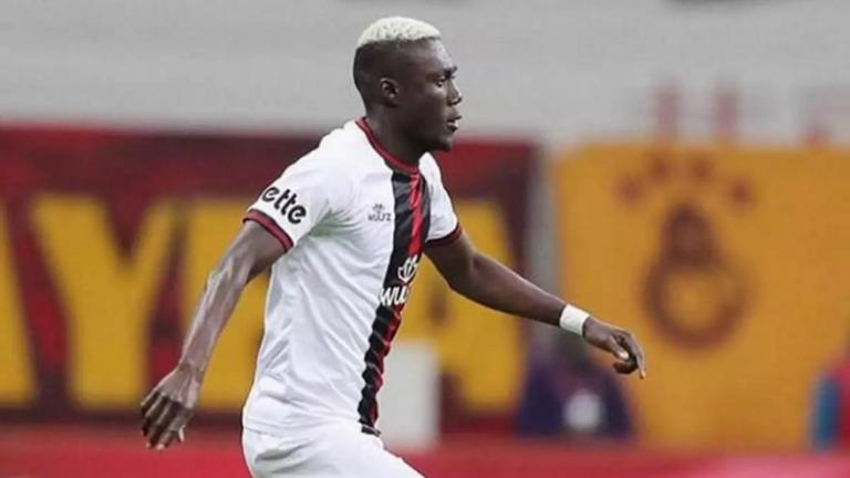 Ολυμπιακός: Φουλάρει για εξτρέμ