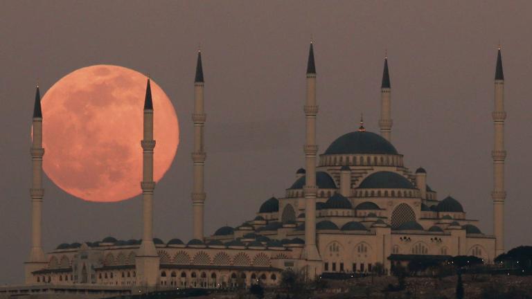 Τουρκία: Σχεδιάζει να στείλει ρόβερ στη Σελήνη έως το 2030