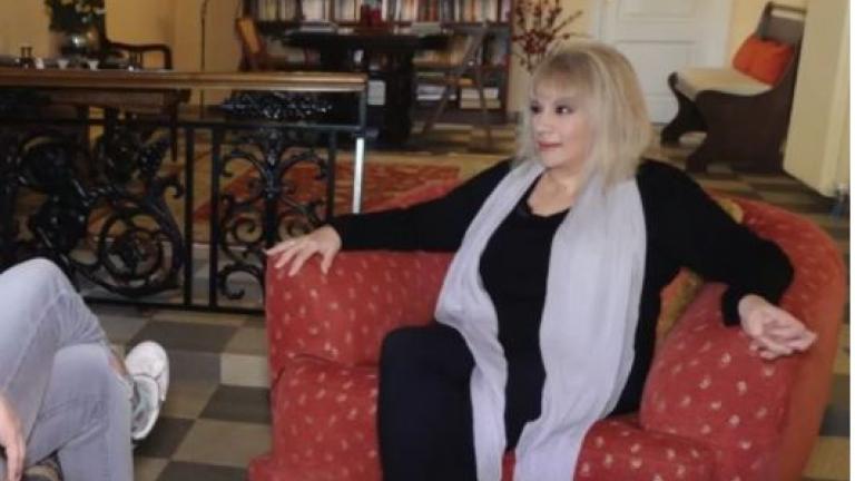 Α. Ανδριανού: Όταν σε φιλάει ένας ηθοποιός κοιτάει το καλό του προφίλ