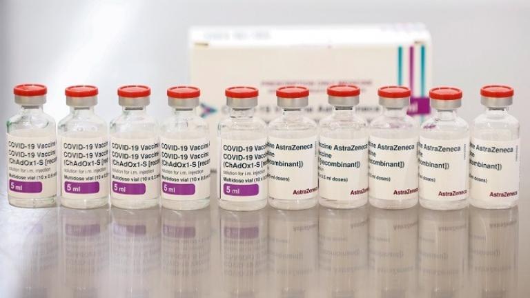 Το Λονδίνο αρχίζει να προσφέρει 9 εκατ. εμβόλια κατά της Covid-19 σε άλλες χώρες