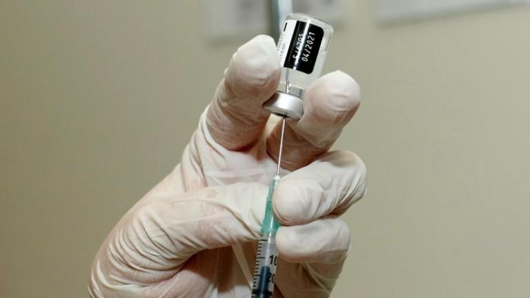 Ανοίγει η πλατφόρμα για τον εμβολιασμό κατά της Covid-19 των παιδιών άνω των 12 ετών