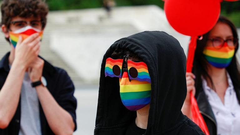 Η Κομισιόν κινεί αύριο διαδικασία επί παραβάσει κατά της Ουγγαρίας για τους ΛΟΑΤΚΙ