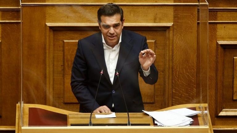 Τσίπρας: Εκ προ μελέτης έγκλημα ο αποκλεισμός 30.000 υποψηφίων στις φετινές εξετάσεις