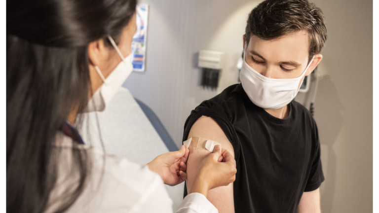 Γερμανία: Αύξηση της μετάλλαξης Δέλτα - Μείωση των εμβολιασμών