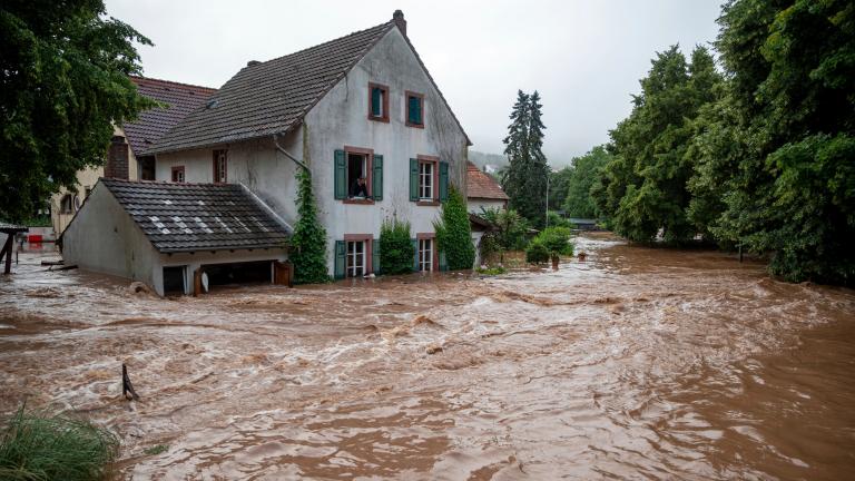 Ανείπωτη τραγωδία από τις πλημμύρες στη Γερμανία: Δεκάδες νεκροί, τουλάχιστον 1300 οι αγνοούμενοι