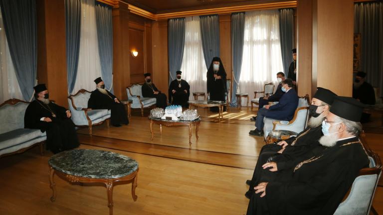 Β. Κικίλιας: Ζητήσαμε η Εκκλησία να βοηθήσει την προσπάθεια για την αντιμετώπιση της πανδημίας