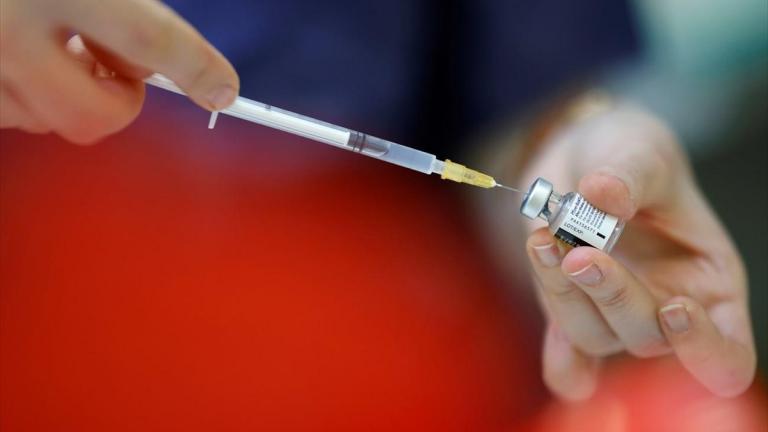 ΠΟΥ: Δεν υπάρχουν επαρκή δεδομένα για την αναγκαιότητα τρίτης δόσης εμβολίου