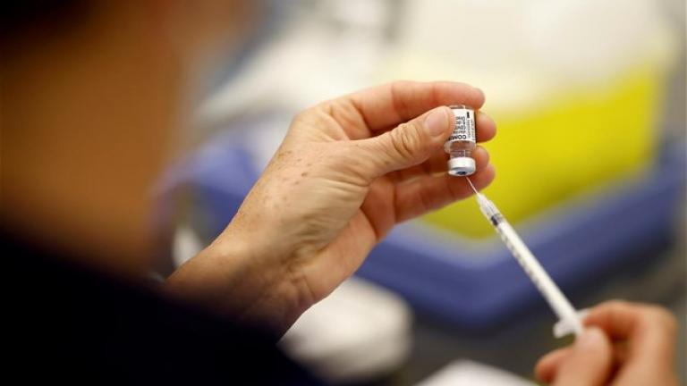 Ισραήλ: Η κυβέρνηση καλεί τους άνω των 60 και για 3η δόση του εμβολίου κατά του κορωνοϊού