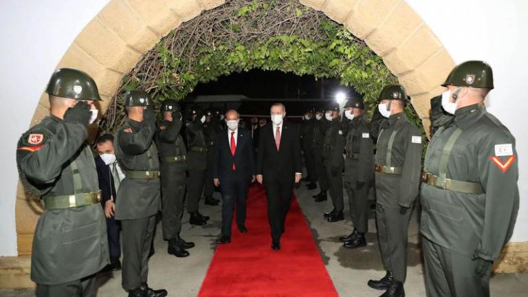 «Προεδρικό» και «βουλή» τα χαρμόσυνα νέα του Ερντογάν  