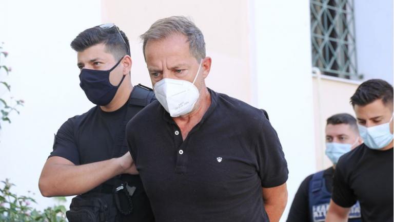 Ενώπιον της ανακρίτριας απολογείται σήμερα για δύο νέες υποθέσεις βιασμού ο Δημήτρης Λιγνάδης