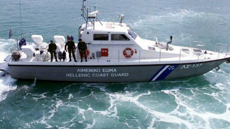 Κρήτη: Έρευνες για τον εντοπισμό 48χρονου πιλότου και της 39χρονης φίλης του - Ανατράπηκε η βάρκα τους