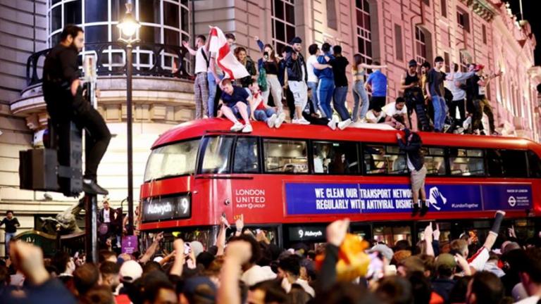 Euro 2020: Ζητούν αργία οι Άγγλοι τη Δευτέρα σε περίπτωση... κούπας