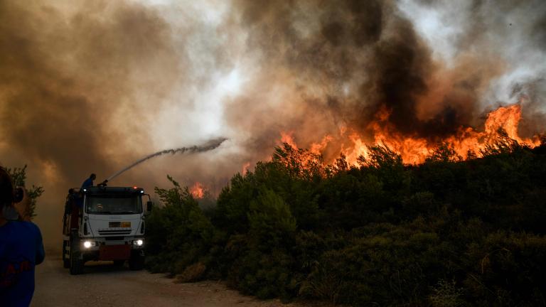 από Βαρυμπόμπη και Θρακομακεδόνες