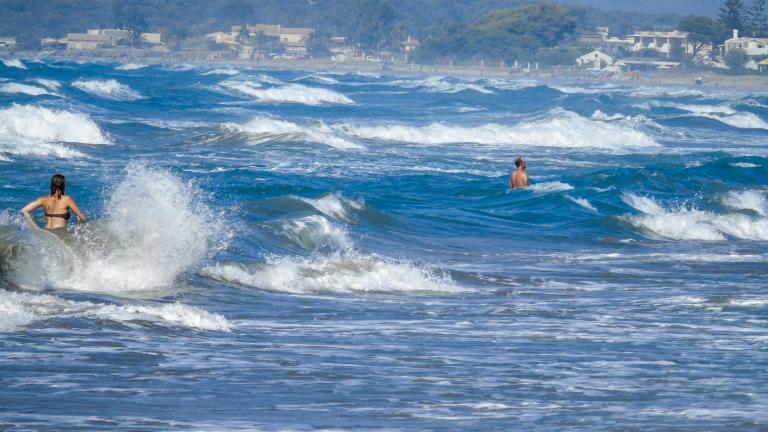 Καιρός: Ισχυροί άνεμοι και την Τρίτη 24/8-Θερμοκρασία έως 36 βαθμούς