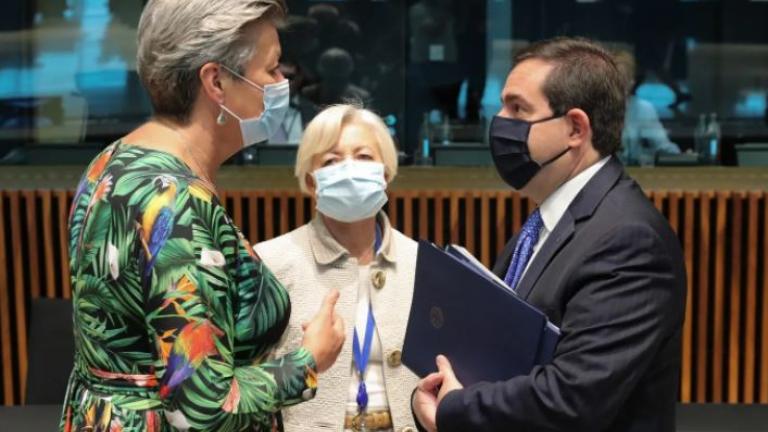 Η Αθήνα καταγγέλλει στις Βρυξέλλες την Τουρκία για την εμπλοκή της σε ναυάγιο φουσκωτού στο Αιγαίο