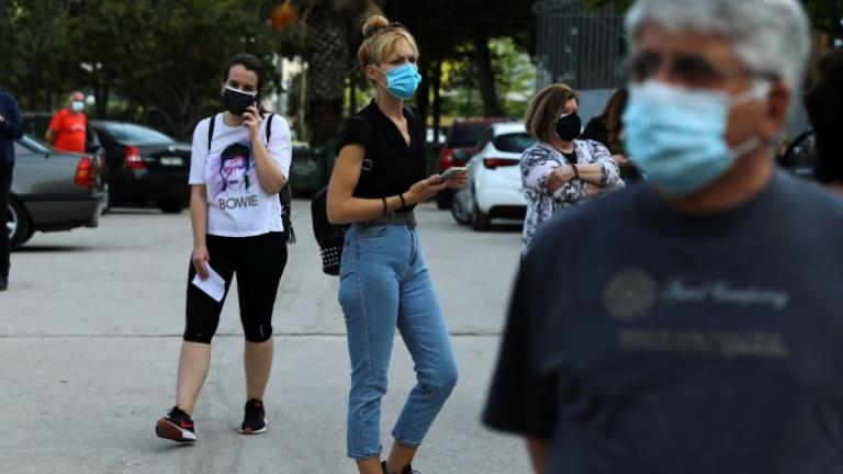 Σκληρή γραμμή κατά των αντιεμβολιαστών - Σήμερα ανακοινώνεται η πρώτη δέσμη αποφάσεων 