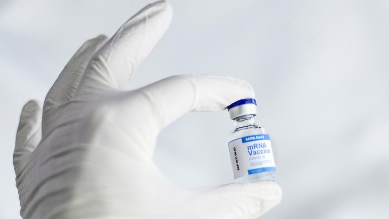 Covid-19-Θωρακίζεται η ΕΕ: Σύμβαση με Novavax για την προμήθεια έως και 200 εκατ. δόσεων εμβολίων