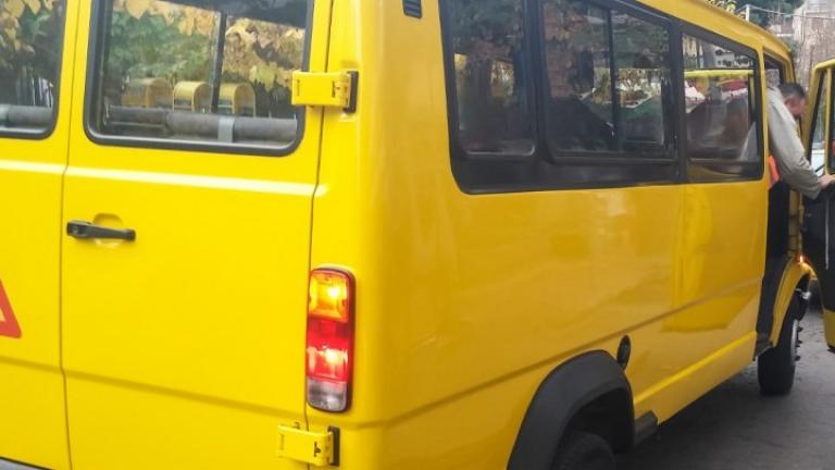 Ελεύθεροι οι υπεύθυνοι για το περιστατικό με το κοριτσάκι που ξέχασαν επί ώρες σε σχολικό λεωφορείο