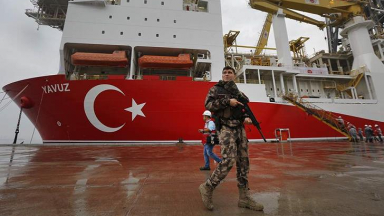 Να εφαρμόσει στην πράξη το παράνομο Τουρκολιβυκό Μνημόνιο επιχειρεί η Τουρκία 